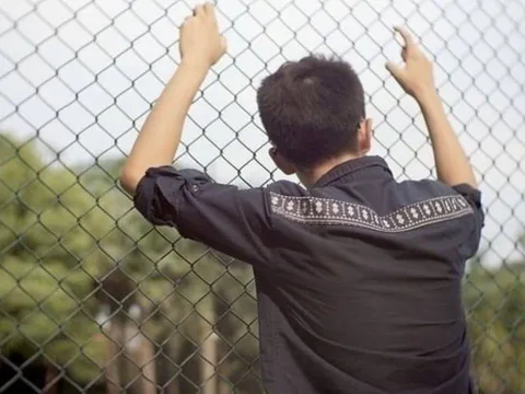 Tổ tiên cảnh báo: “Người mở miệng nói câu này suốt đời nghèo hèn, khó ngóc đầu”
