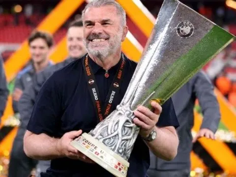 Tottenham phải trả cái giá quá đắt cho Postecoglou để vô địch Europa League?