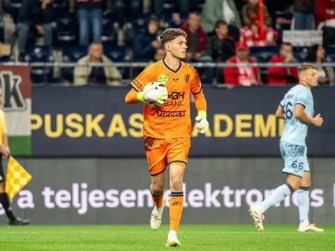 NÓNG! Liverpool đón Armin Pecsi thay thế Kelleher trong khung gỗ