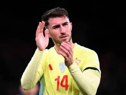 Man United và Chelsea đưa Aymeric Laporte vào tầm ngắm