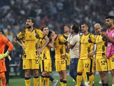 Materazzi gọi Chivu là người hoàn hảo, trách Inzaghi lãng phí Inter