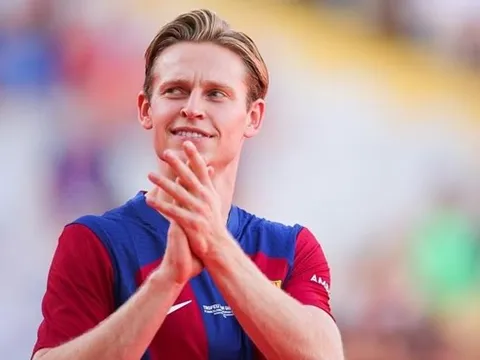 De Jong công khai ý định gia hạn với Barcelona