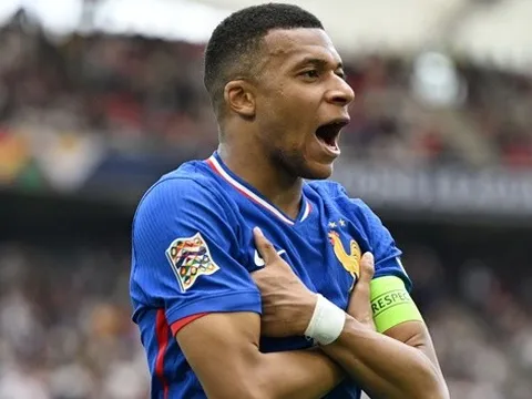 Mbappe vượt Messi và Ronaldo về tốc độ ghi 50 bàn cho ĐTQG