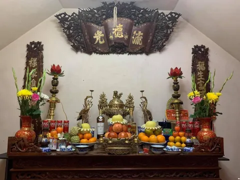 5 thứ tuyệt đối không nên bày trí trên bàn thờ, kẻo tài lộc trong gia đình bay mất