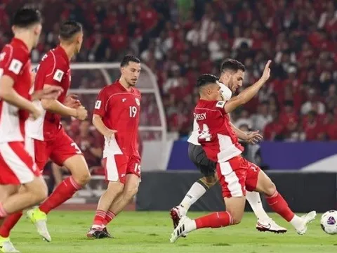 Đi tiếp ở VL World Cup, cầu thủ Indonesia được tặng đồng hồ Rolex