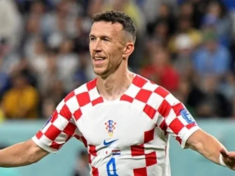 NÓNG! Perisic quyết định chờ đợi Barca