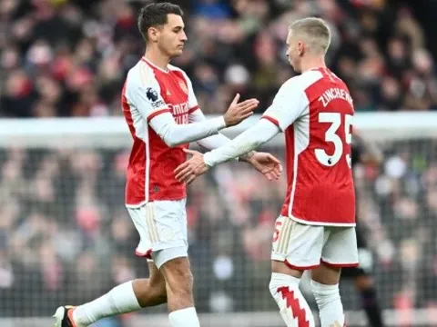 AC Milan đàm phán chiêu mộ Zinchenko và Kiwior từ Arsenal