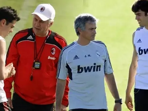 Kaka đặt Ancelotti trên cả Mourinho và Pellegrini