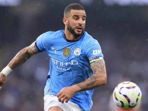 Phát ngôn về Tottenham khiến Kyle Walker bị CĐV Man City chỉ trích