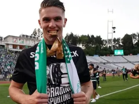 Ferdinand khuyên Gyokeres 'gây ác mộng' tại Sporting để chuyển tới Premier League
