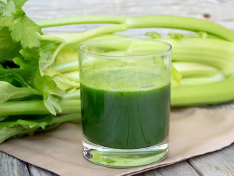 5 loại nước uống buổi sáng tốt cho sức khỏe: Đặc biệt loại thứ 2 bổ ngang nhân sâm tổ yến