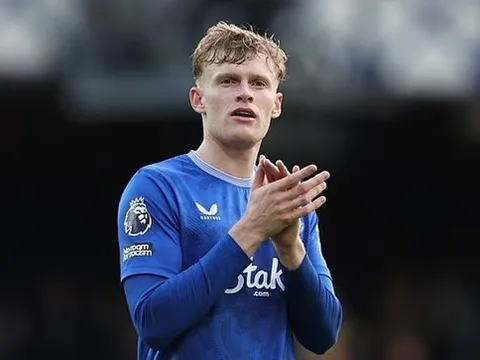 Tottenham nhắm Branthwaite, Everton đối mặt nguy cơ mất trụ cột