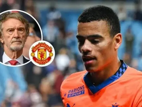 Greenwood và Marseille mang tới cú thâm hụt tài chính lớn cho MU