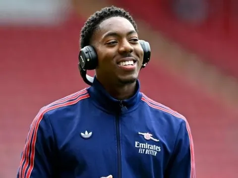 Arsenal trả Lewis‑Skelly mức lương thuộc top trẻ cao nhất thế giới