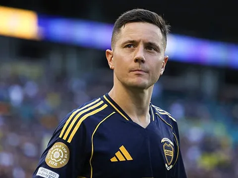Cựu sao Man Utd nhận án phạt nặng tại Club World Cup