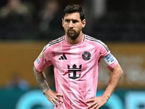 CĐV xót xa cho Messi: "Gánh cả đội, vẫn phải ghi bàn"