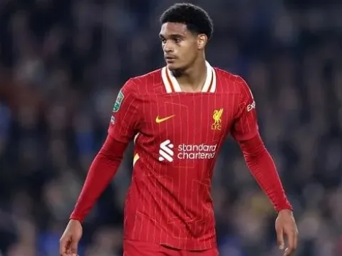 NÓNG: Chia tay Liverpool, Jarell Quansah đạt thỏa thuận gia nhập Leverkusen