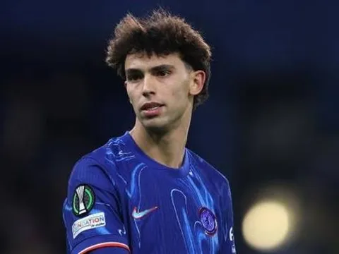 Sự nghiệp bế tắc, Joao Felix hẹn hò với người đẹp Colombia