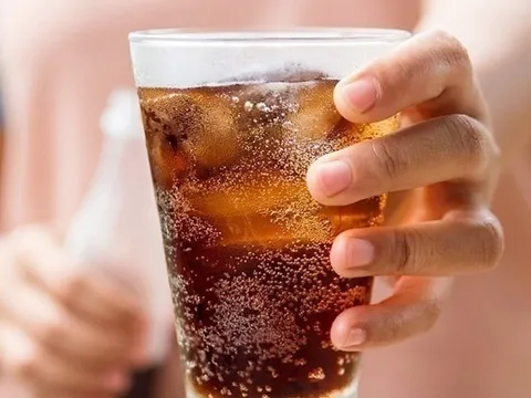 5 loại nước uống gây hại gan thận của bạn: Đặc biệt loại thứ 4 cực kỳ nguy hiểm