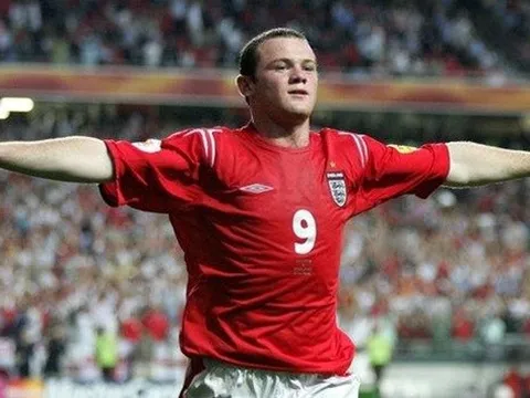 Ngày này năm xưa: Wayne Rooney và cơn cuồng phong tuổi 18 khiến cả châu Âu kinh ngạc