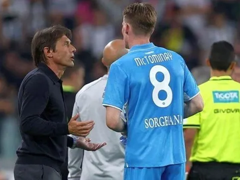 Conte thừa nhận "sốc" vì MU bán Scott McTominay cho Napoli