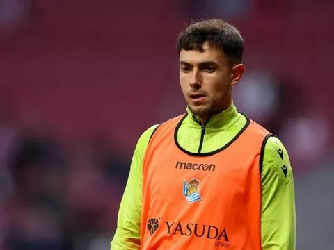 Zubimendi sắp ra mắt, lộ diện 2 ưu tiên tiếp theo của Arsenal
