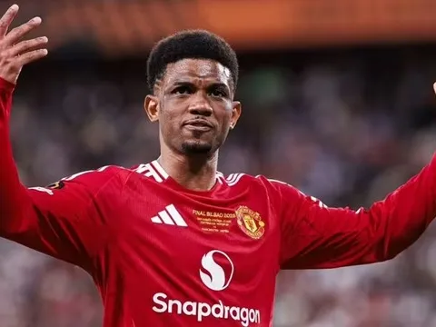 MU sắp đón Mbeumo, Louis Saha khẩn thiết kêu gọi không bán Amad Diallo