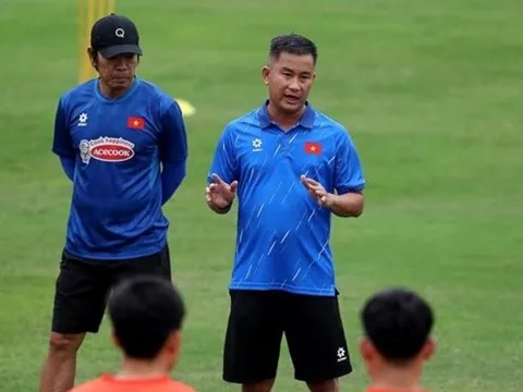 Ông Đinh Hồng Vinh chia tay U23 Việt Nam