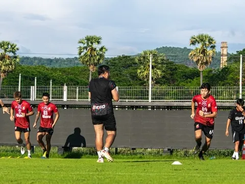 Tương lai mờ mịt của Nongbua Pitchaya: Nguy cơ giải thể vì án phạt FIFA hàng chục triệu baht