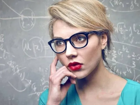 Các cụ dạy: Người khôn ngoan luôn dửng dưng với 3 điều này, phúc lộc sẽ tự tìm đến nhà"