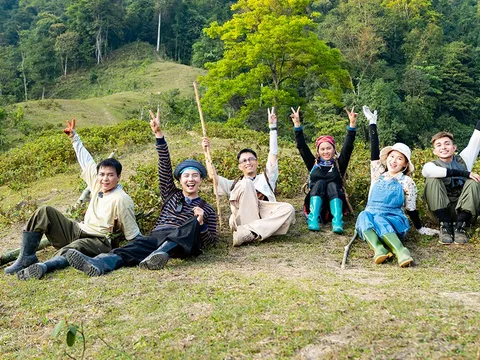 Tập 2 của "Gia Đình Haha – Những ngày trời bao la": Jun Phạm lần đầu trải nghiệm cuộc sống núi rừng Tây Bắc