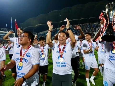 Nam Định bảo vệ ngôi vương V-League, HLV Vũ Hồng Việt nói gì trong ngày lịch sử?