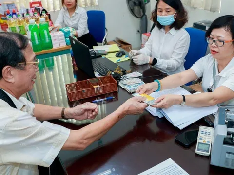Cần chú ý: Thời hạn đổi nơi nhận lương hưu kể từ 1/7 người dân phải biết
