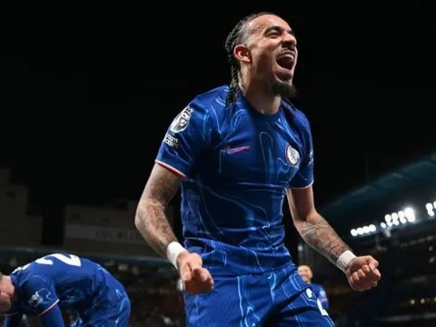 Bayern gửi đề nghị, Chelsea đã biết làm gì với Malo Gusto