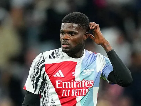 Arsenal và câu hỏi khó xoay quanh Thomas Partey