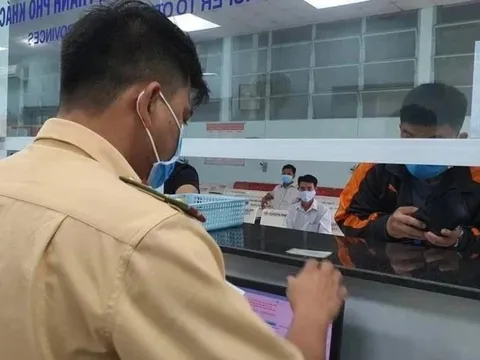 6 trường hợp bắt buộc phải đổi đăng ký xe, biển số xe năm 2025: Người dân chú ý kẻo bị phạt