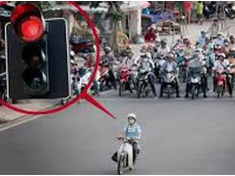 Từ năm 2025: Những trường hợp này vượt đèn đỏ không bị CSGT xử phạt: Đó là trường hợp nào?