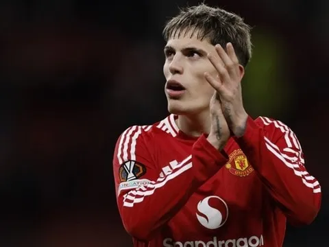 Chuyển nhượng sáng 26/6: MU bán Garnacho bằng mọi giá; Real chưa tiếp cận Alvaro Carreras