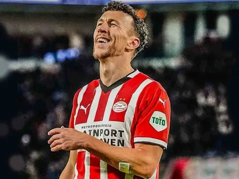 Hé lộ động thái của Barcelona với 2 thương vụ Perisic và Williams