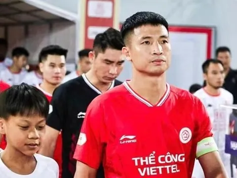 Bùi Tiến Dũng gia hạn hợp đồng với Viettel