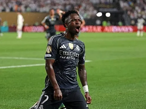 Salzburg 0-3 Real Madrid: Vinicius 'gửi thông điệp' đến Alonso; Sai lầm phải trả giá đắt