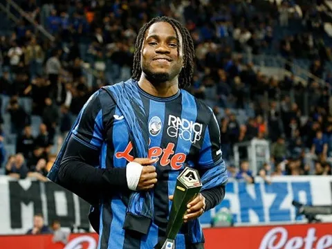 Mua Ademola Lookman với giá rẻ là chiến lược đúng đắn của Arsenal