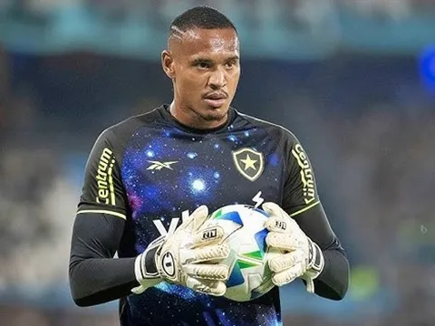 Sao 8 triệu đô vẫn chưa có liên hệ chính thức với Man United