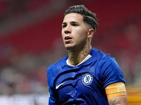 Điều gì đã thay đổi để Enzo Fernandez bùng nổ tại Chelsea?