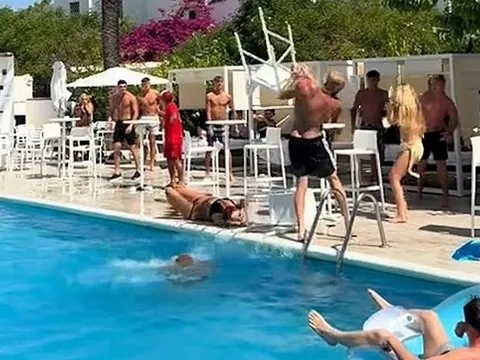 Vụ ẩu đả ở Ibiza: Oldham vào cuộc, Kian Harratt đối mặt án phạt nặng