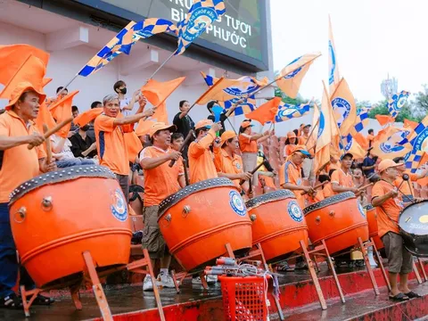 CĐV Đà Nẵng ngất ngây với chiến tích trụ hạng V-League
