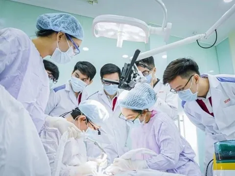 Từ 1/1/2027, bác sĩ bắt buộc thi đánh giá năng lực trước khi hành nghề, tương tự nhiều quốc gia tiên tiến