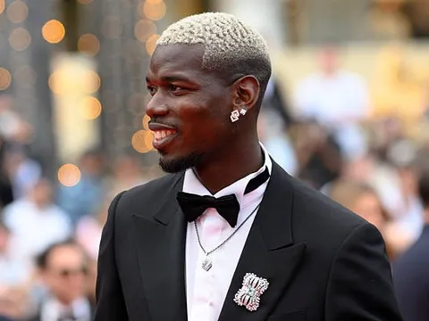 Jadon Sancho gửi thông điệp giống hệt Marcus Rashford tới Paul Pogba