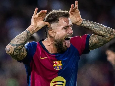 NÓNG: Inigo Martinez trở thành đội trưởng mới của Barcelona?