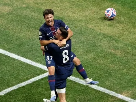Messi tịt ngòi, PSG nhấn chìm Inter Miami